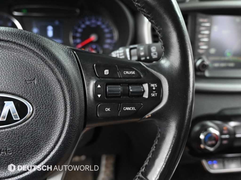 Kia Sorento — photo 17