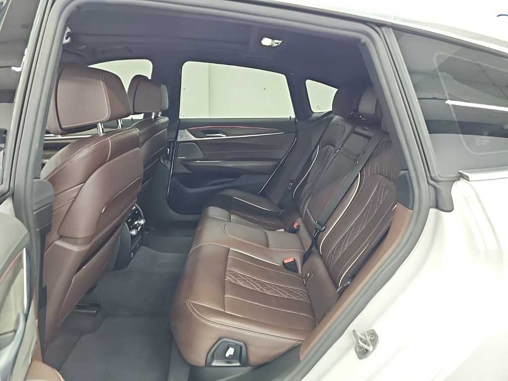 BMW Gran Turismo — photo 12