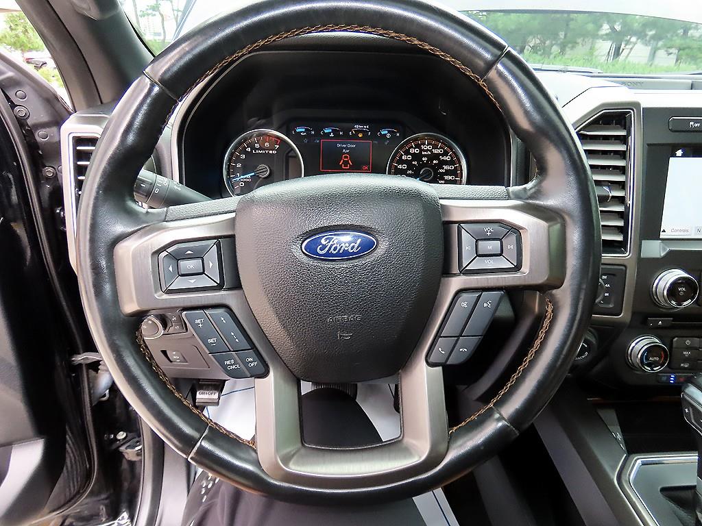 Ford F150 — photo 08