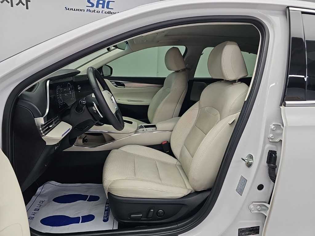 Hyundai Grandeur — photo 11