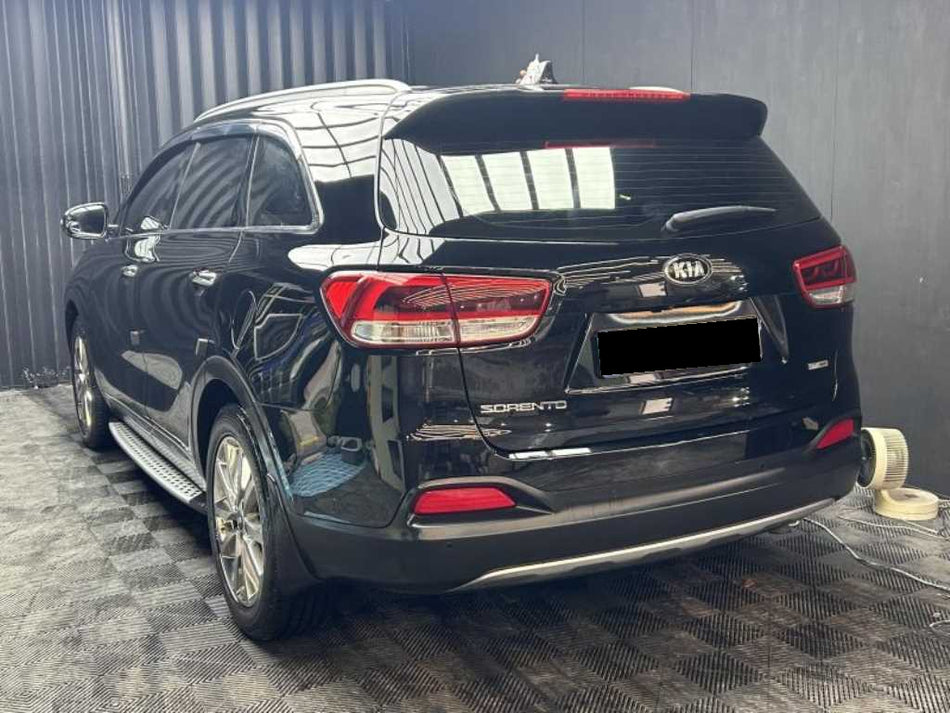 Kia Sorento — photo 02
