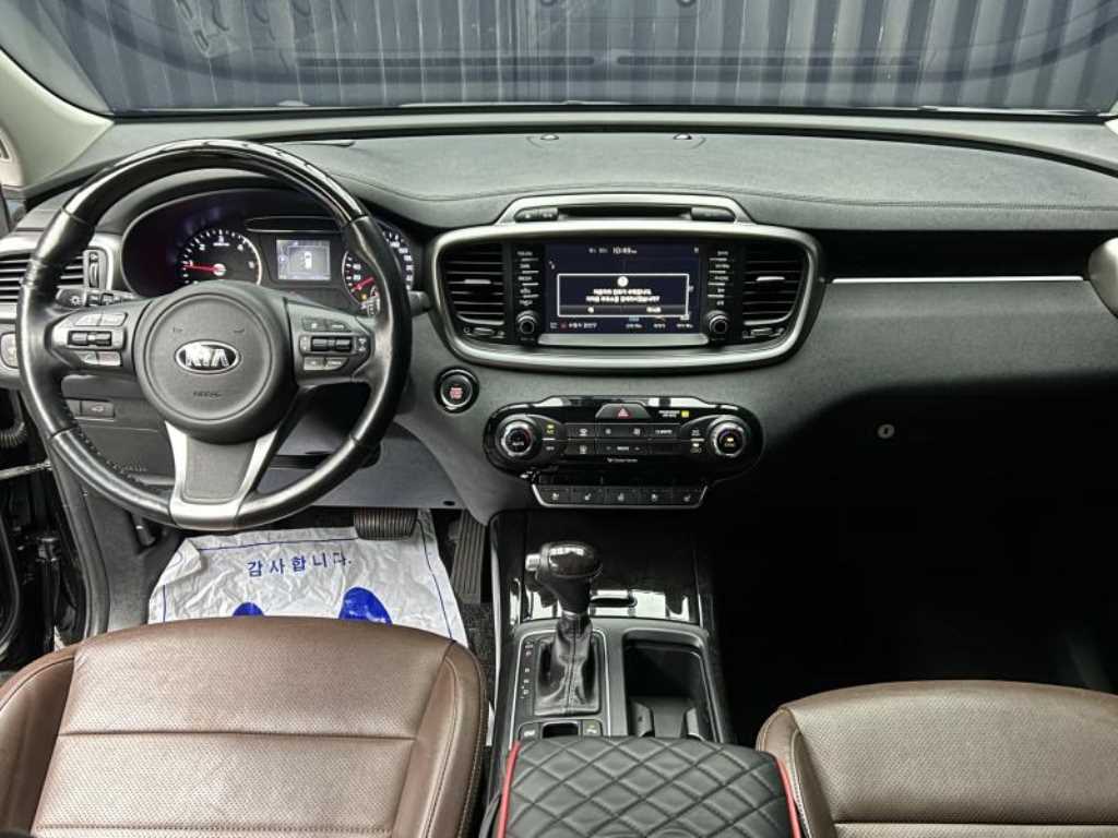 Kia Sorento — photo 09