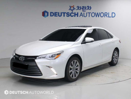 Toyota Camry — photo 01