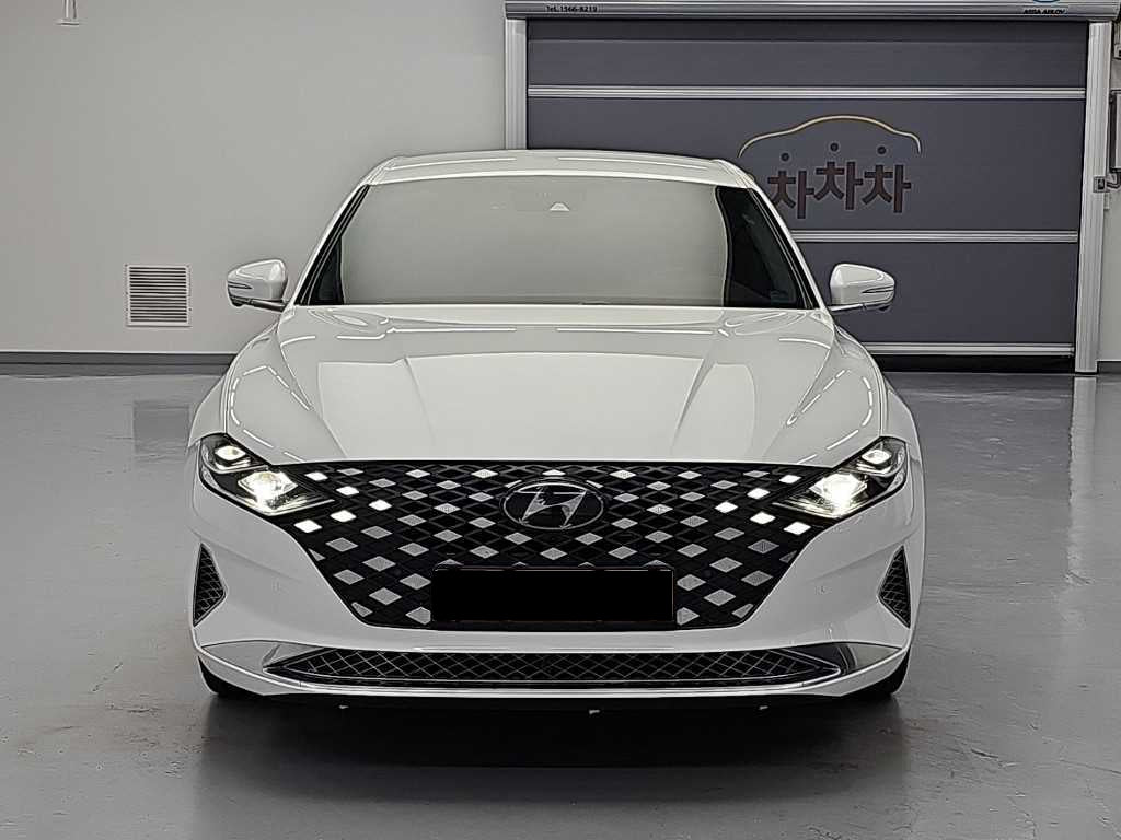 Hyundai Grandeur — photo 02