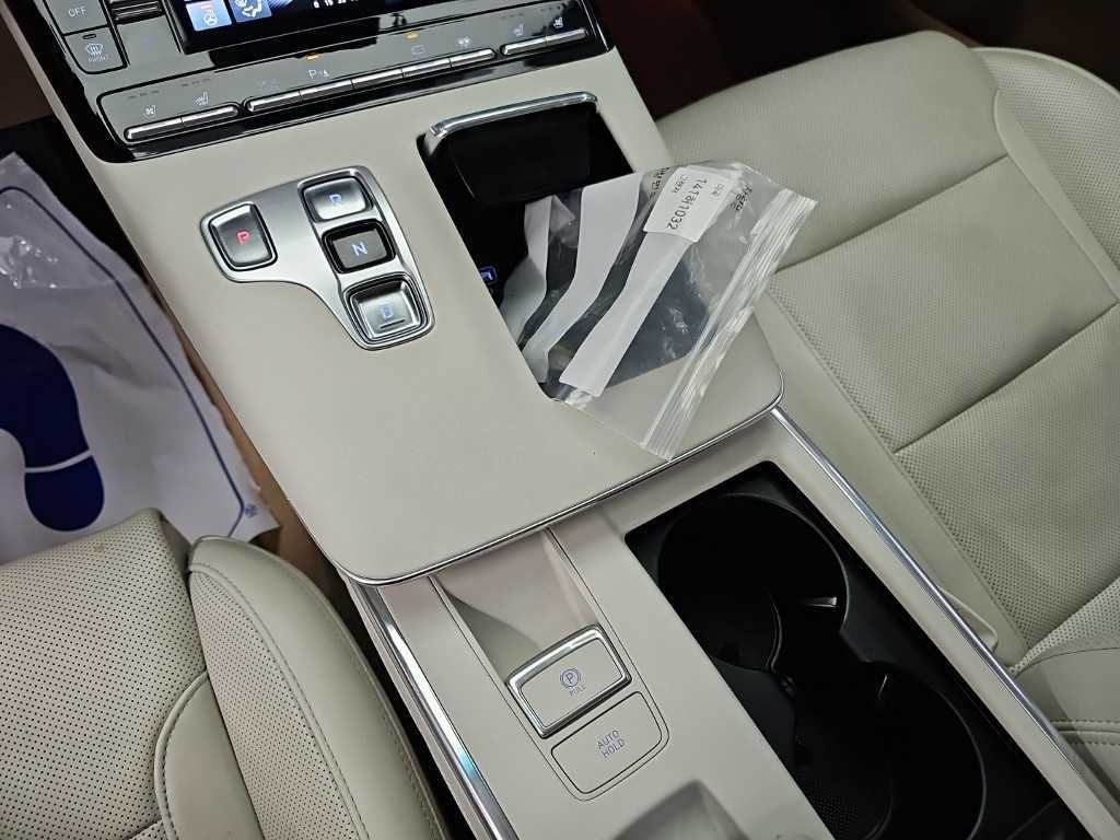 Hyundai Grandeur — photo 08