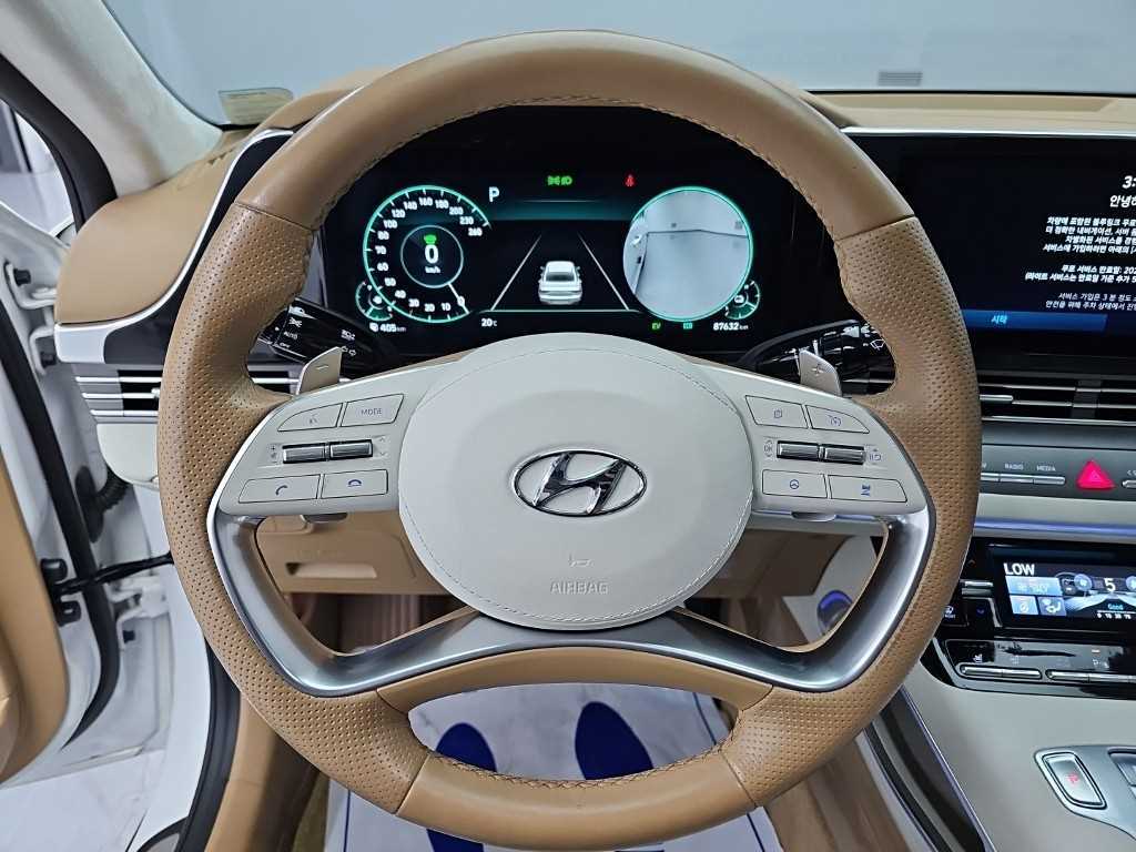 Hyundai Grandeur — photo 09