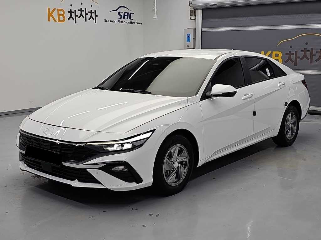 Hyundai Avante — photo 01