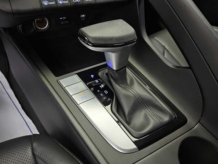Hyundai Avante — photo 08
