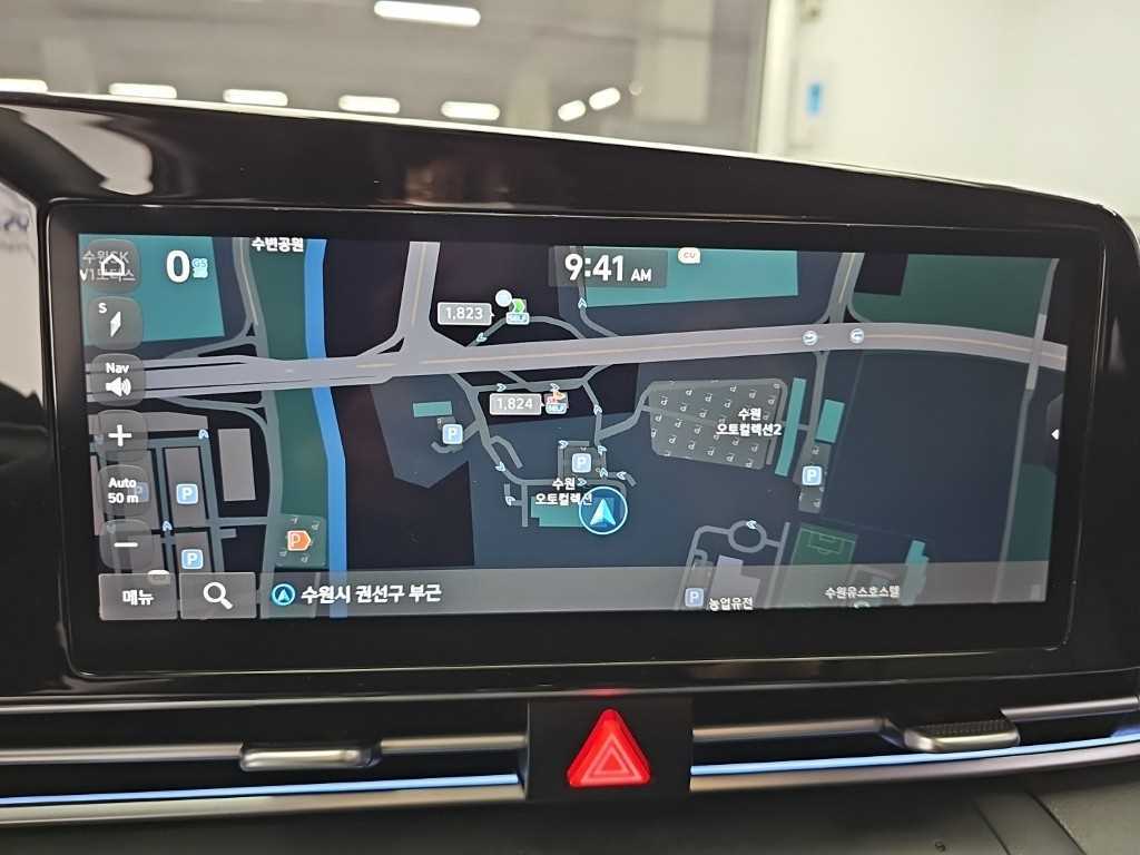 Hyundai Avante — photo 13
