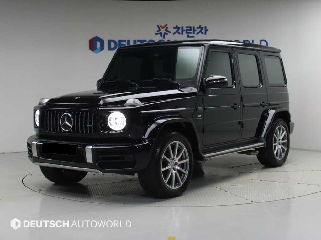 Mercedes-Benz G-Class — photo 01
