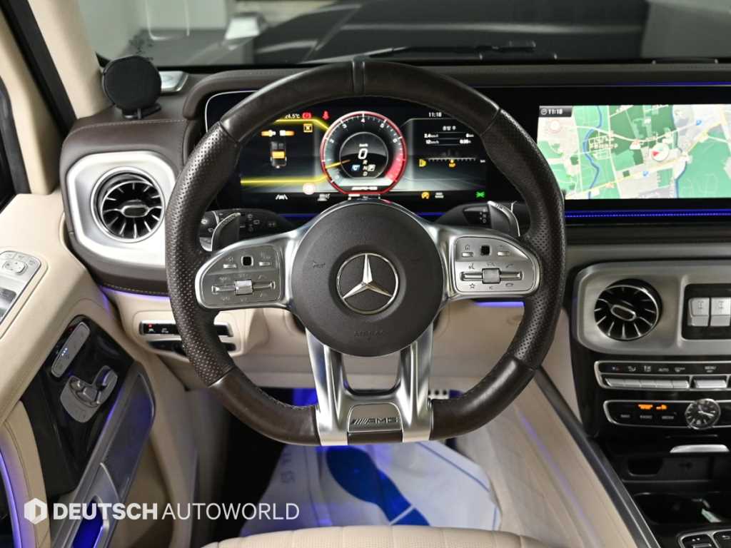Mercedes-Benz G-Class — photo 13