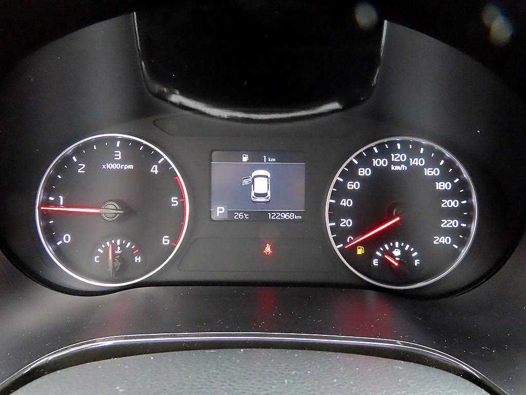 Kia Seltos — photo 08