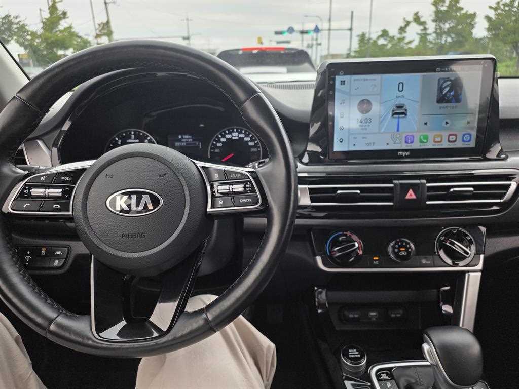 Kia Seltos — photo 16