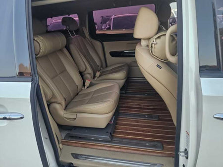 Kia Carnival — photo 05