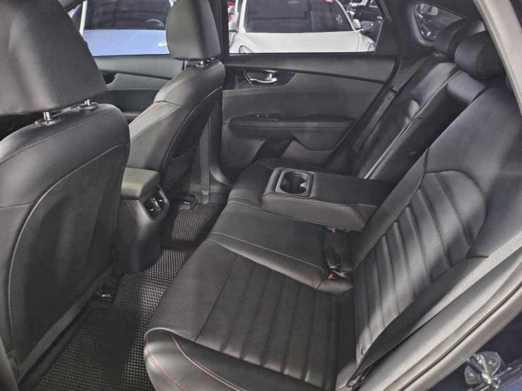 Kia K3 — photo 06