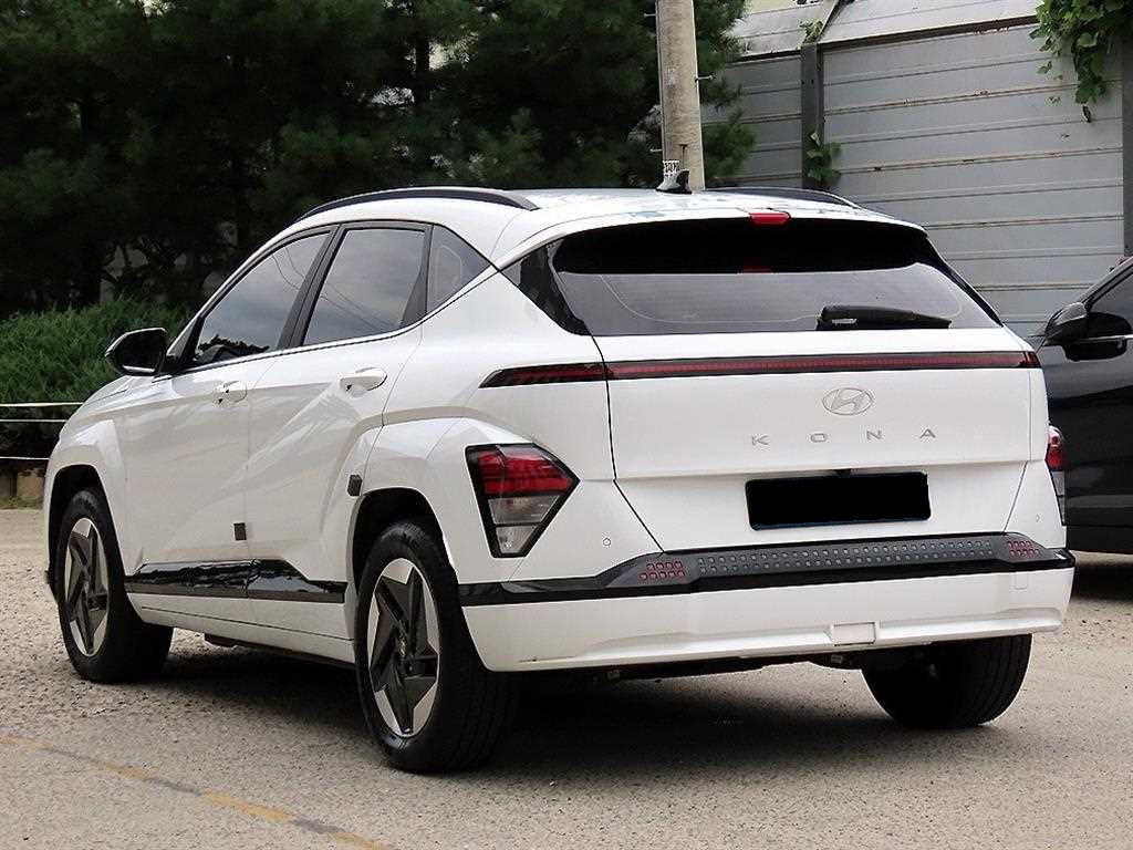 Hyundai Kona — photo 03