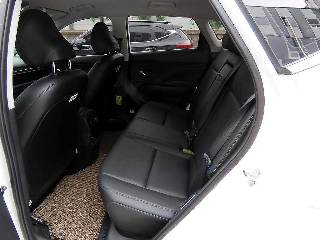 Hyundai Kona — photo 06
