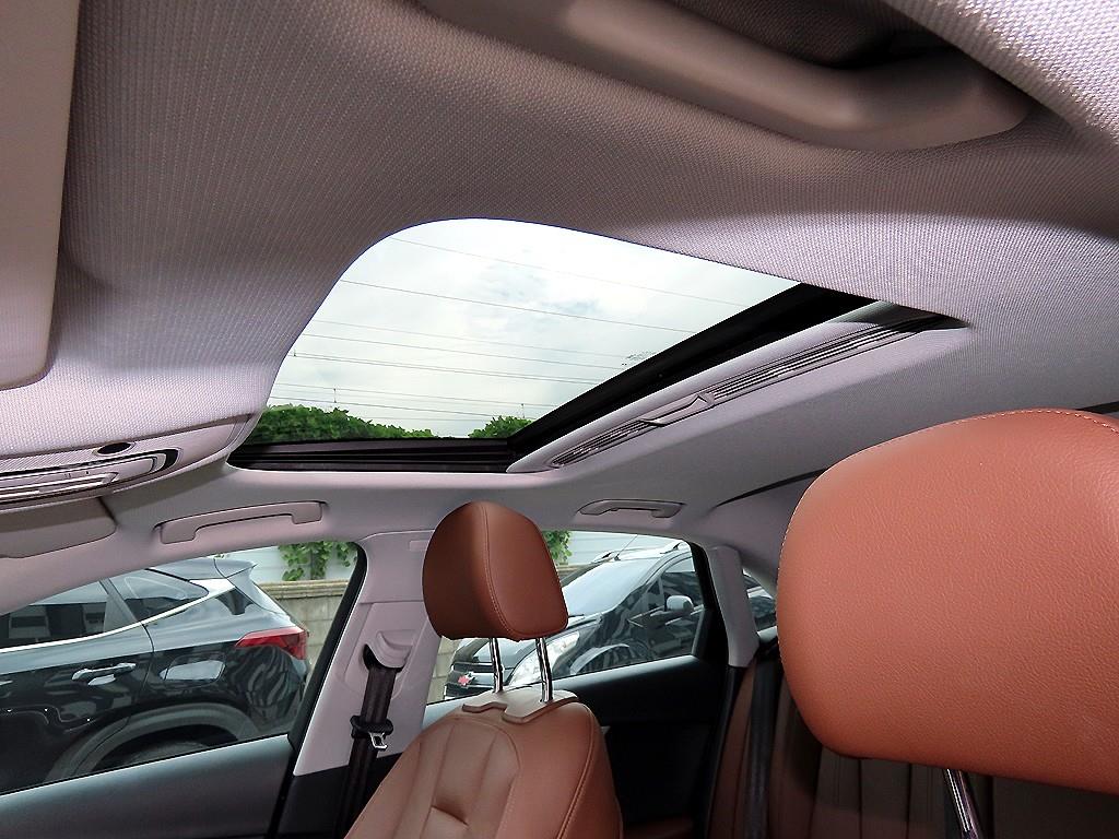 Audi A4 — photo 18