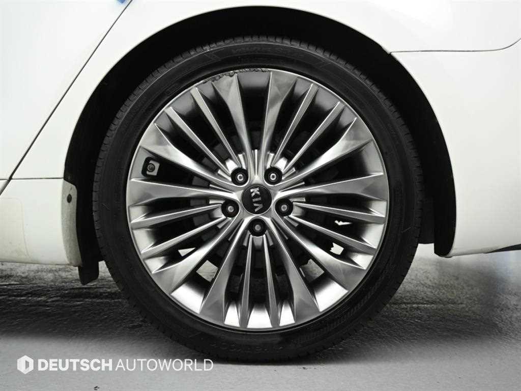 Kia K7 — photo 05