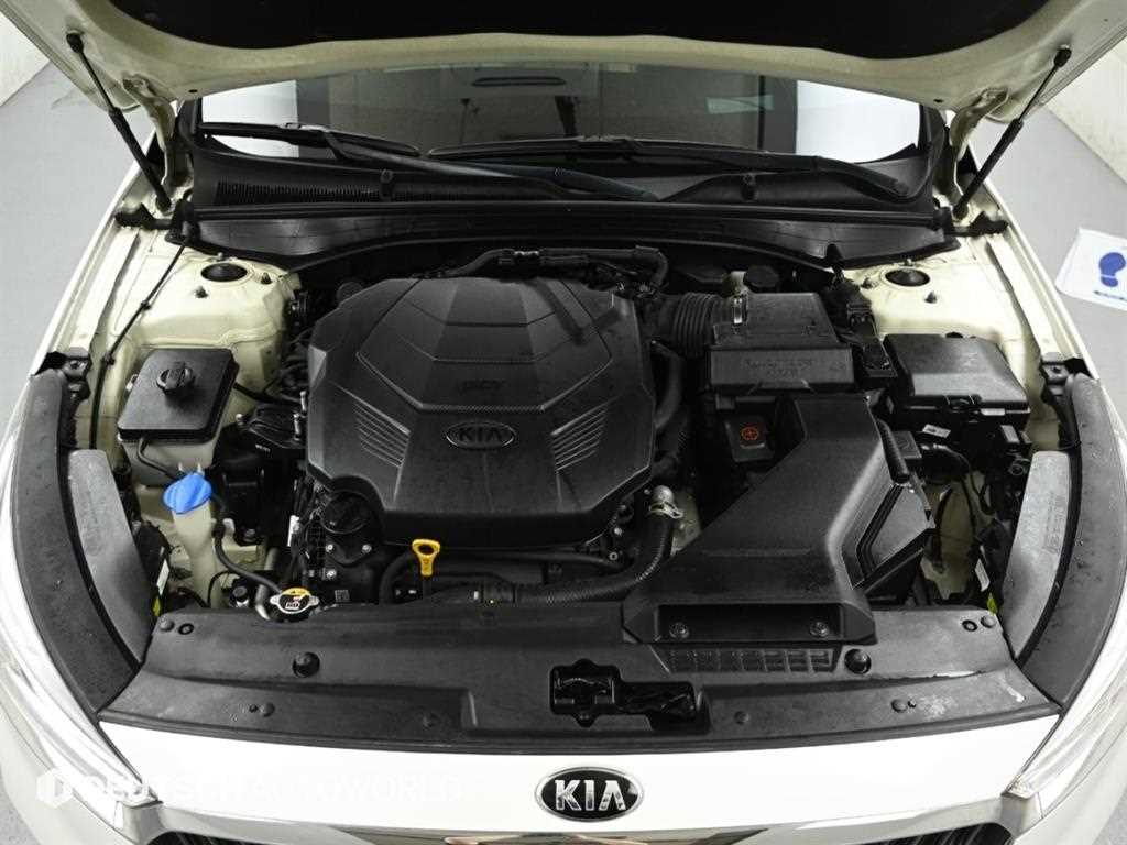 Kia K7 — photo 06
