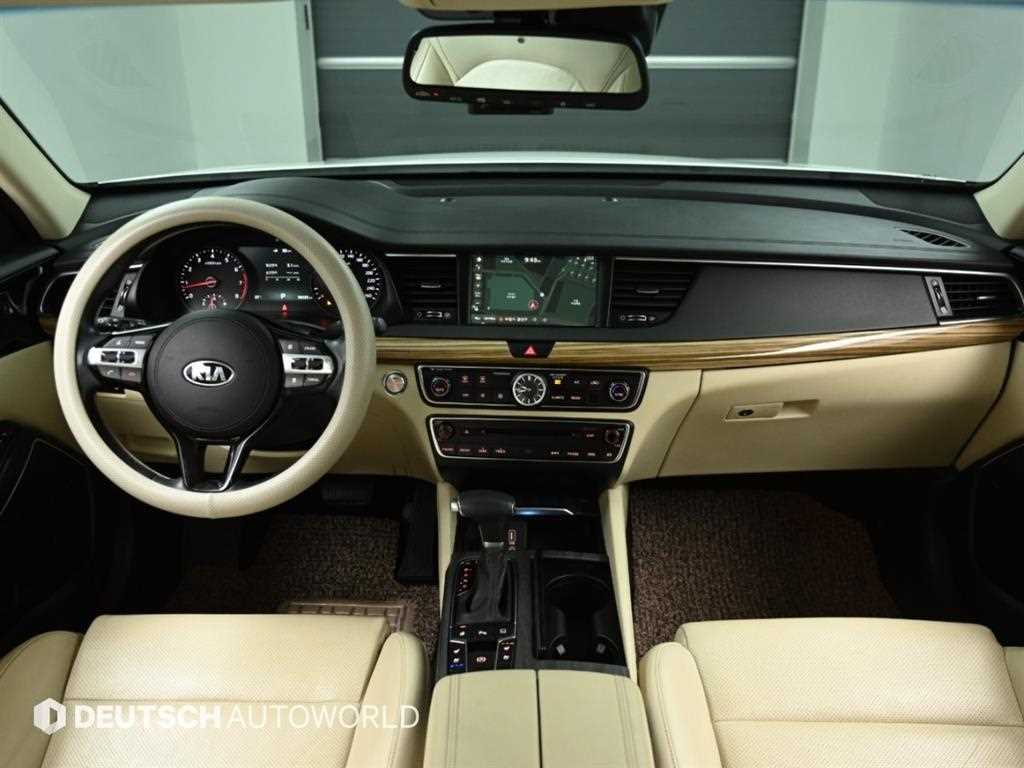Kia K7 — photo 07