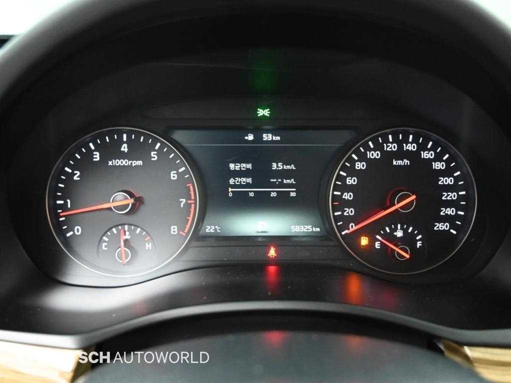 Kia K7 — photo 08