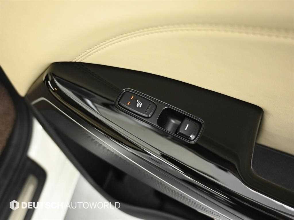 Kia K7 — photo 16