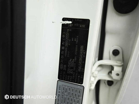 Kia K7 — photo 20