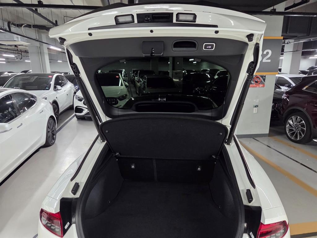 Kia Stinger — photo 17