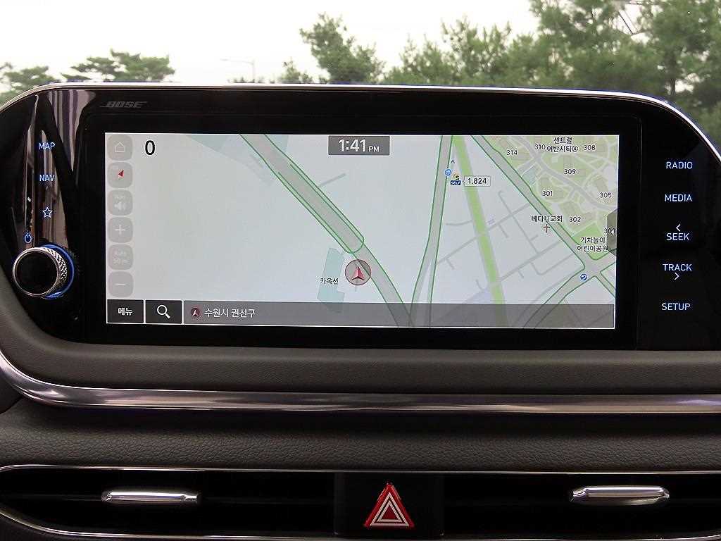 Hyundai Sonata — photo 14