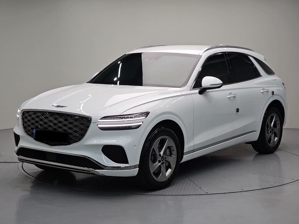 Genesis GV70 — photo 01
