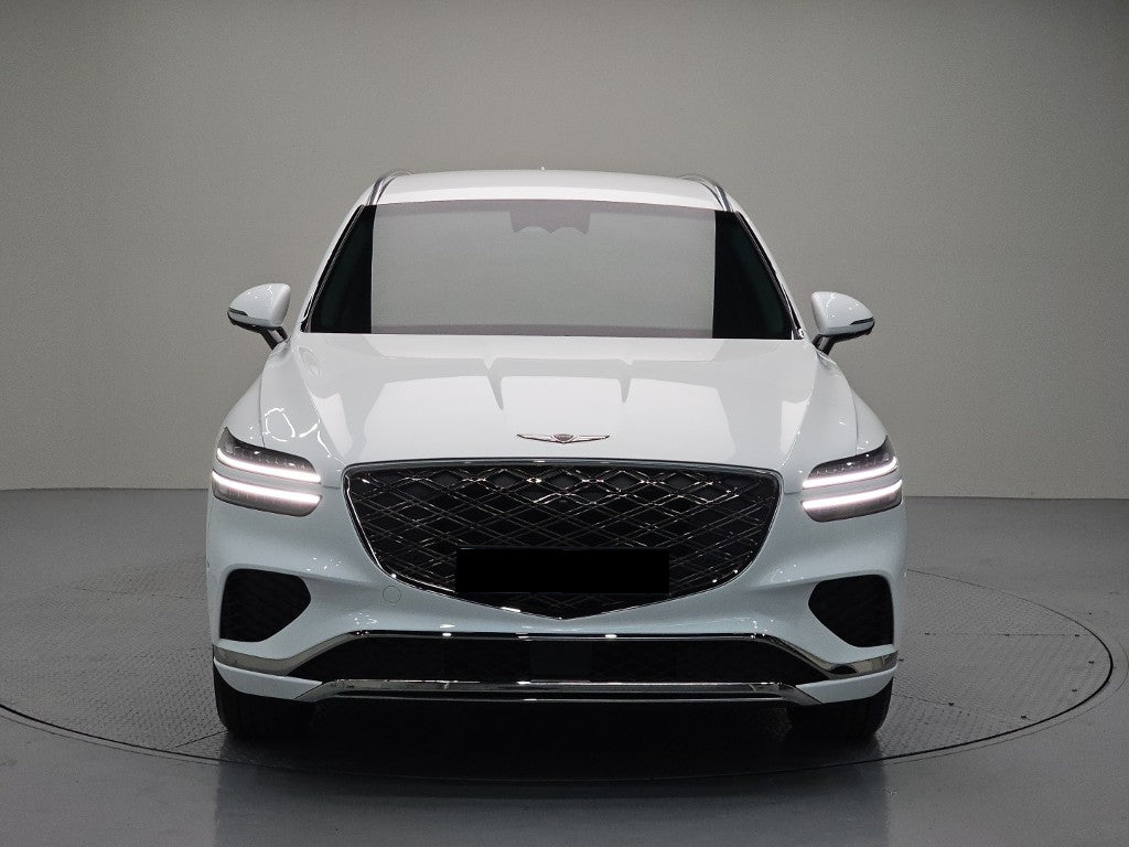 Genesis GV70 — photo 02