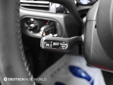 Porsche Macan — photo 17