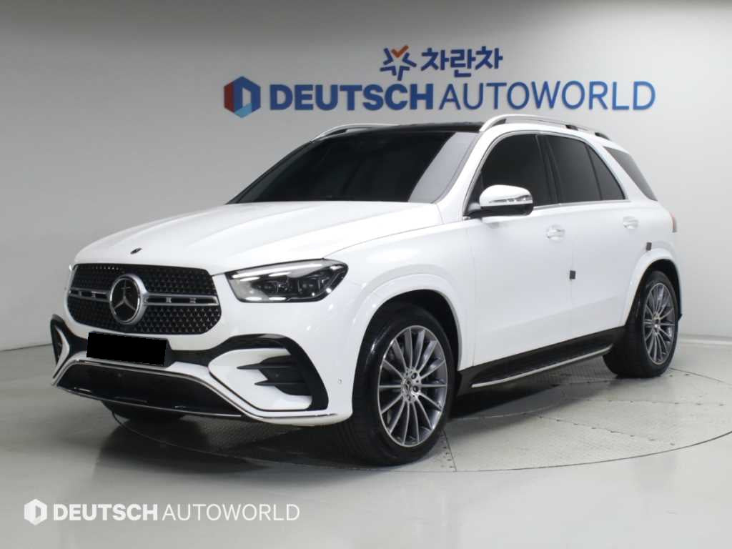 Mercedes-Benz GLE-Class — photo 01
