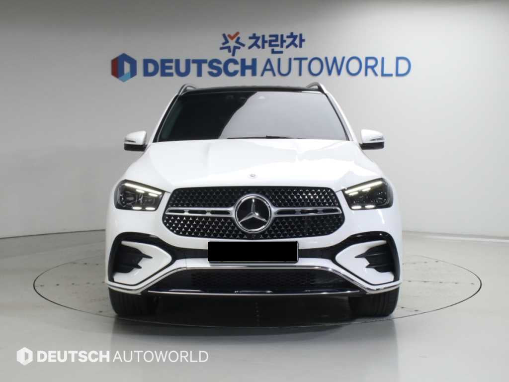 Mercedes-Benz GLE-Class — photo 03