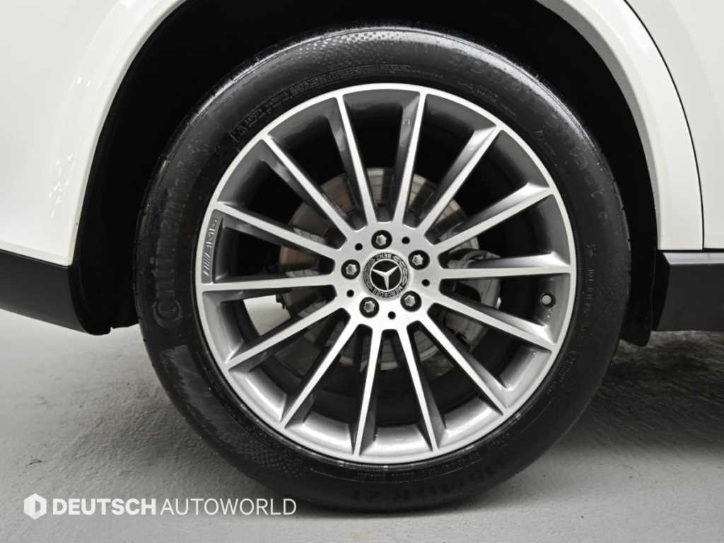 Mercedes-Benz GLE-Class — photo 05