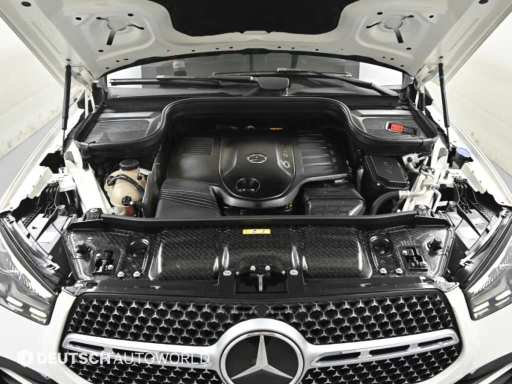 Mercedes-Benz GLE-Class — photo 06