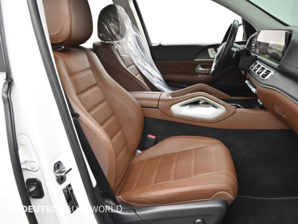 Mercedes-Benz GLE-Class — photo 10