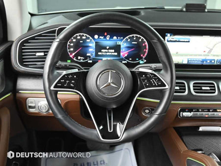 Mercedes-Benz GLE-Class — photo 13
