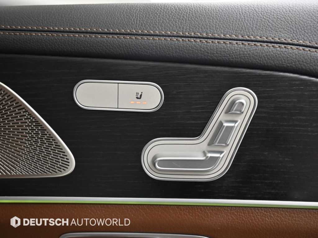 Mercedes-Benz GLE-Class — photo 16