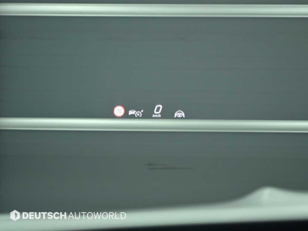 Mercedes-Benz GLE-Class — photo 17