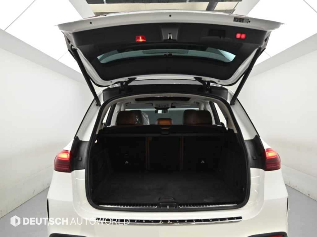 Mercedes-Benz GLE-Class — photo 19