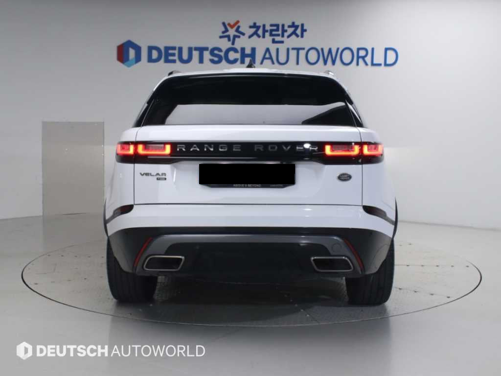 Land Rover Range Rover Velar — photo 04