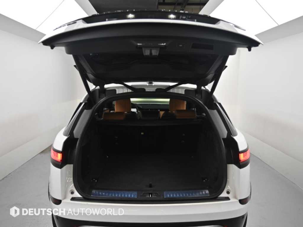 Land Rover Range Rover Velar — photo 19