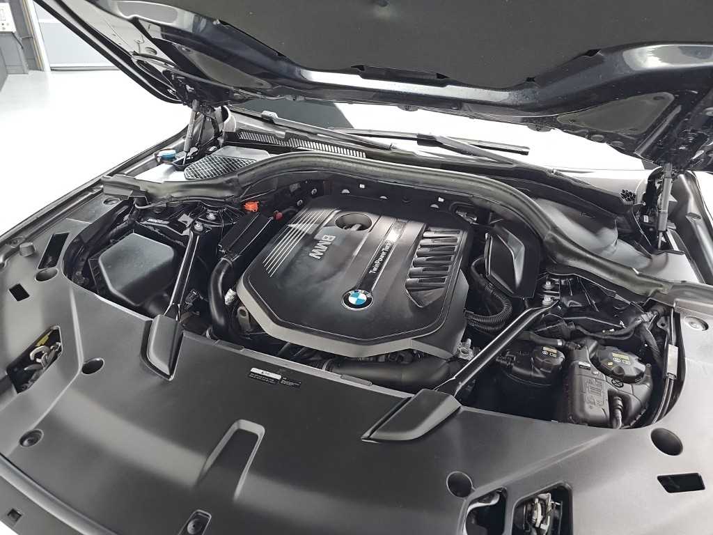 BMW Gran Turismo — photo 05