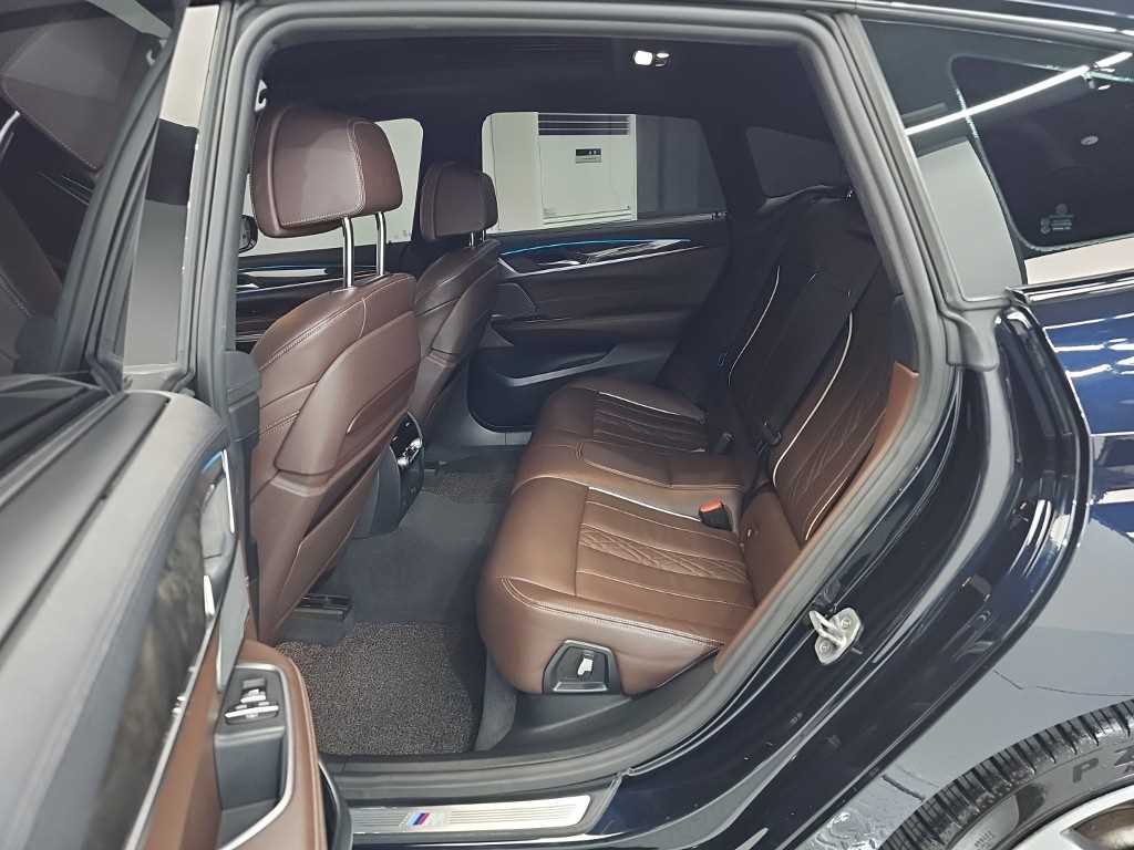 BMW Gran Turismo — photo 12