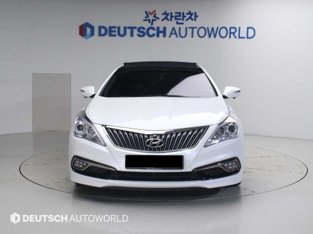 Hyundai Grandeur — photo 03