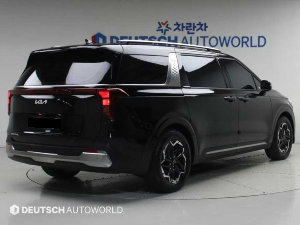 Kia Carnival — photo 02