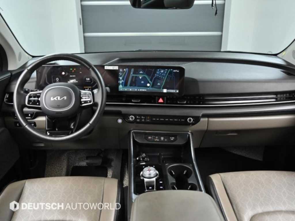 Kia Carnival — photo 07