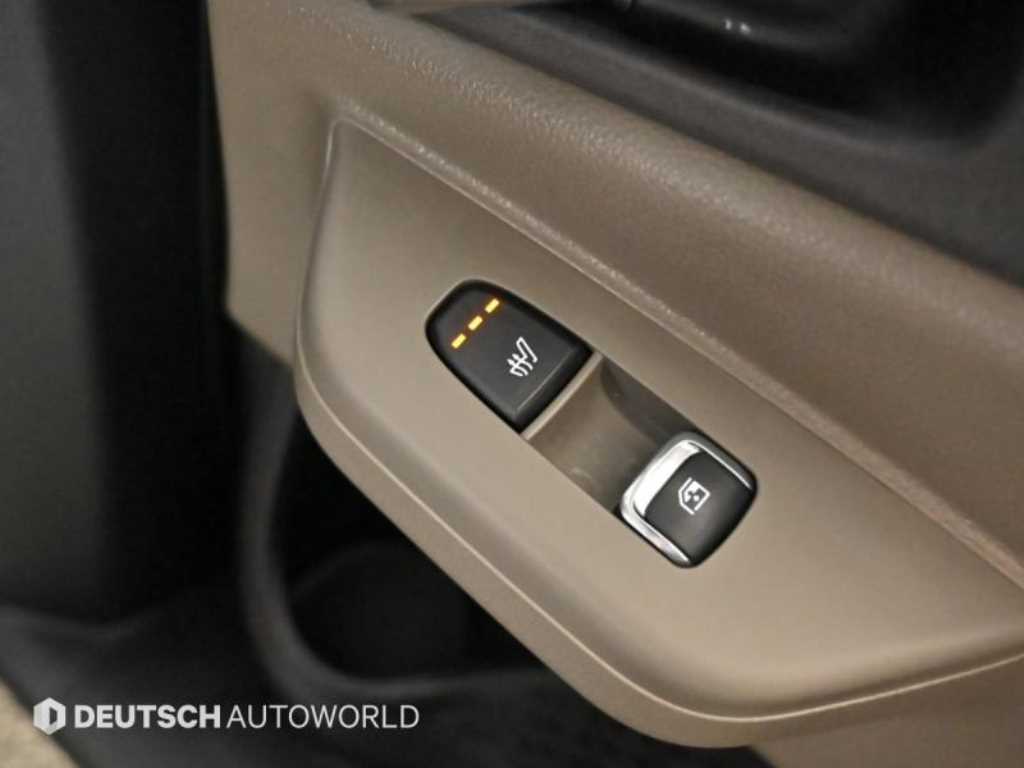 Kia Carnival — photo 16